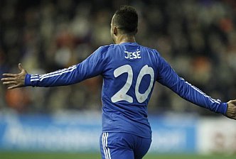 ESPANHOL: Real Madrid sofre, mas bate Valencia e fecha ano com vitória