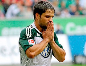 Cobiçado pelo Santos, meia diz que fica no Wolfsburg