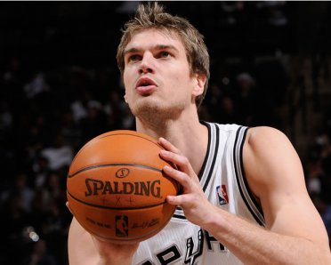 Basquete: Splitter brilha em vitória do San Antonio Spurs na NBA