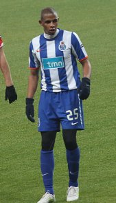 Seleção Brasileira: Felipão pode convocar volante para impedir naturalização