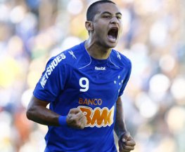 Gaúcho: Internacional confirma a contratação de ex-atacante de Santos e Palmeiras