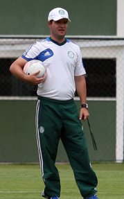 Copa São Paulo: Palmeiras exalta formação e alivia pressão sobre garotos