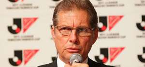 A pedido de Oswaldo de Oliveira, Santos vai atrás de zagueiro do Botafogo