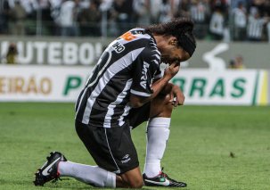 Sem renovação com o Atlético-MG, Ronaldinho Gaúcho pode sair para clube da Turquia