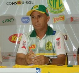 ESPECIAL TÉCNICOS SÉRIE A2: Muitos especialistas para quatro vagas…