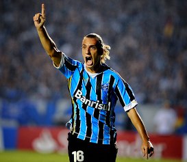Carioca: Ex-artilheiro do Grêmio é oferecido para o Botafogo
