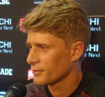 Eterna promessa renova por dois anos com a Ponte Preta e projeta acesso