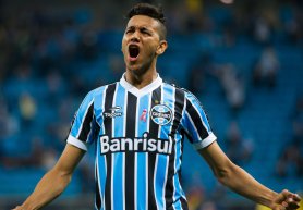 Troca-troca? São Paulo pode oferecer camisa 10 por volante do Grêmio