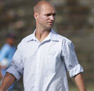 No mercado, Gauchinho busca uma oportunidade para a temporada 2014