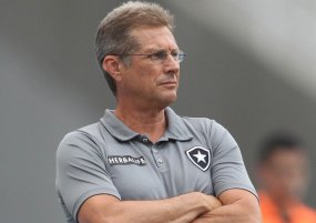 Paulistão: Novo técnico do Santos será apresentado na quarta-feira