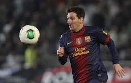 Espanhol: Messi vai do aeroporto ao CT e já treina com Barcelona