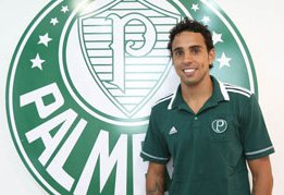 Atacante exalta chegada ao Palmeiras e dupla com Kardec