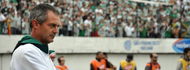 Pernambucano: Náutico acerta com ex-volante do Manchester United