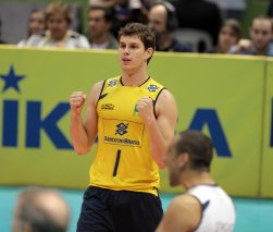 Vôlei: Levantador Bruno diz que vai à Itália querendo voltar
