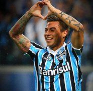 São Paulo desiste de contratar atacante pretendido pelo Santos