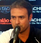 Silvio Gumiero: Guarani com os olhos no alto. Ponte com os pés no chão