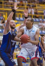 Basquete: Com atuação brilhante de seus pivôs, VIVO/Franca vence São José