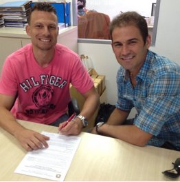 Paulista A2: Zagueiro, ex-Coritiba, assina contrato com o São Caetano