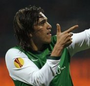 Mineiro: Ex-atacante do Flamengo é o novo reforço do Cruzeiro