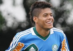 Em rede social, atacante já celebra acerto com Palmeiras