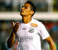 Meia do Santos aceita proposta e fica perto do Fluminense