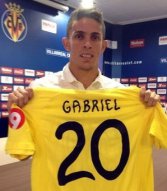 Zagueiro desmente declarações contra Maxi Biancucchi