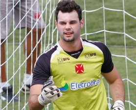 Pernambucano: Náutico acerta com goleiro ‘mão de alface’ do Vasco