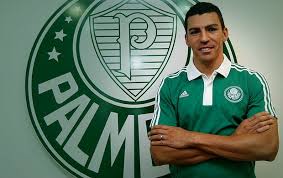 Animado, ex-Seleção já pensa em renovar com o Palmeiras