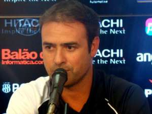 Técnico começa a esboçar titulares da Ponte para estreia