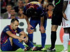 Espanhol: Barcelona diz que lesão de Iniesta não é grave