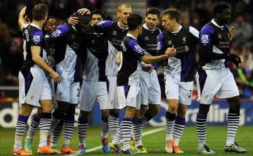 INGLÊS: Liverpool vence em jogo de oito gols e volta ao G4