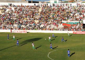 PERNAMBUCANO: Central perde fora e Salgueiro dispara na liderança