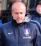 Alexandre Gama aceita proposta do exterior e deixa clube carioca