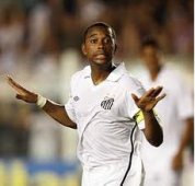 Proposta agrada e Robinho pode reforçar rival do Santos no Paulistão