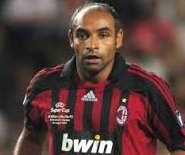 Italiano: Ex-companheiro de Milan deseja sorte a Seedorf