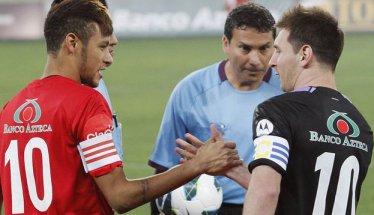 Espanhol: Neymar agradece a Messi por voto em eleição da Fifa