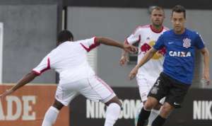 Paulistão: Corinthians vence jogo-treino com dois gols de Guerrero
