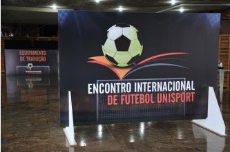 Encontro Internacional de Futebol debate organização e disciplina