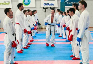 Caratê: Após ano de ouro, técnico Ricardo Aguiar planeja mais títulos em 2014