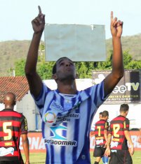 Goiano: Lesão tira lateral da estreia do Grêmio Anápolis contra o Trindade