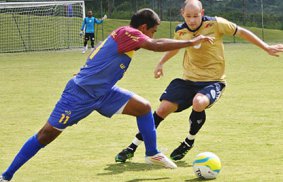 Paulistão: Amistoso entre São Bento e time mineiro tem confusão e até voadora