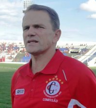 Vai entender! Após goleada, Campinense muda de treinador