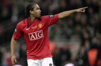 INGLÊS: Manchester emprestará meia brasileiro para a Fiorentina