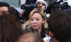 Empresária afirma que estado de Schumacher é estável