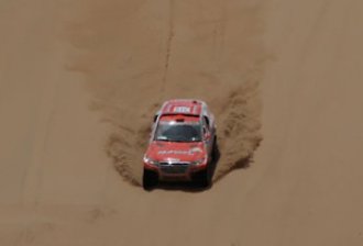 Rali: Peterhansel vira líder no penúltimo dia do Dakar