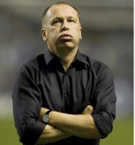 Paulistão: Mano define time da estreia e deixa Pato no banco