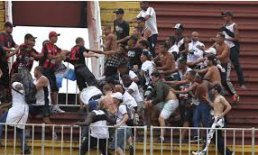 Carioca: Justiça proíbe organizada do Vasco de ir aos estádios