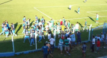 Candangão começa com sumiço de chuteiras e vitória por W.O. do Brasília