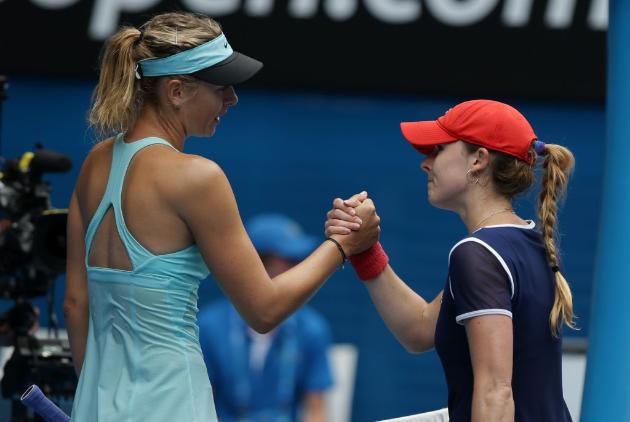 Tênis: Sharapova e Azarenka avançam no Aberto da Austrália