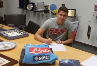 Italiano: Napoli contrata jovem sensação brasileira